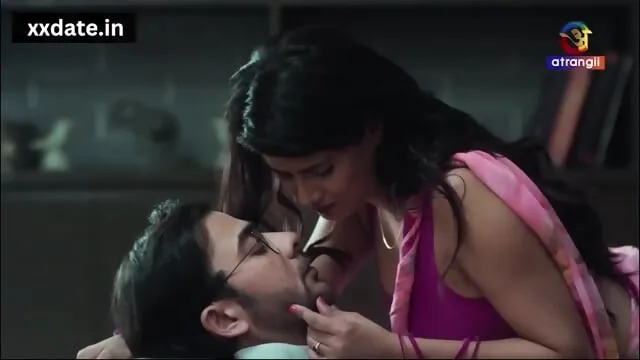 Watch: Sexy Sister In Law Seduced Her Brother In Law In The Hot Night
